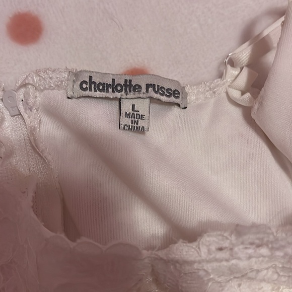 White Dress with Lace Detail - Picture 4 of 5